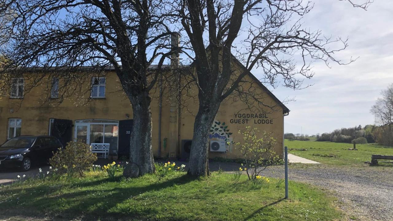 Yggdrasil Guest Lodge Gudhjem Exterior photo